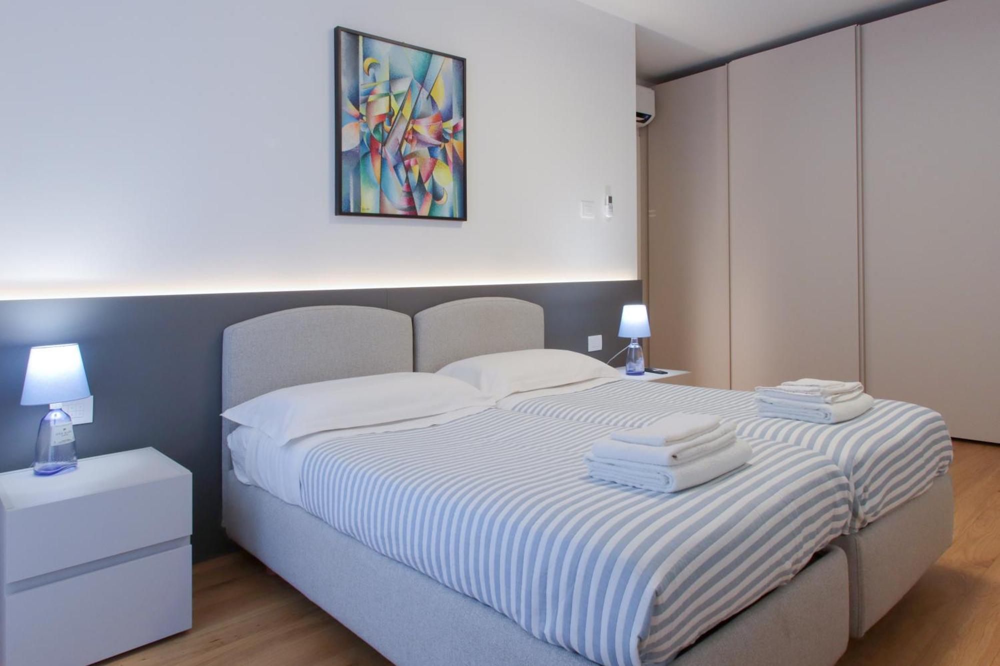 Casa Ardo Wifi & Free Parking In Lecco Center Apartment Exterior photo