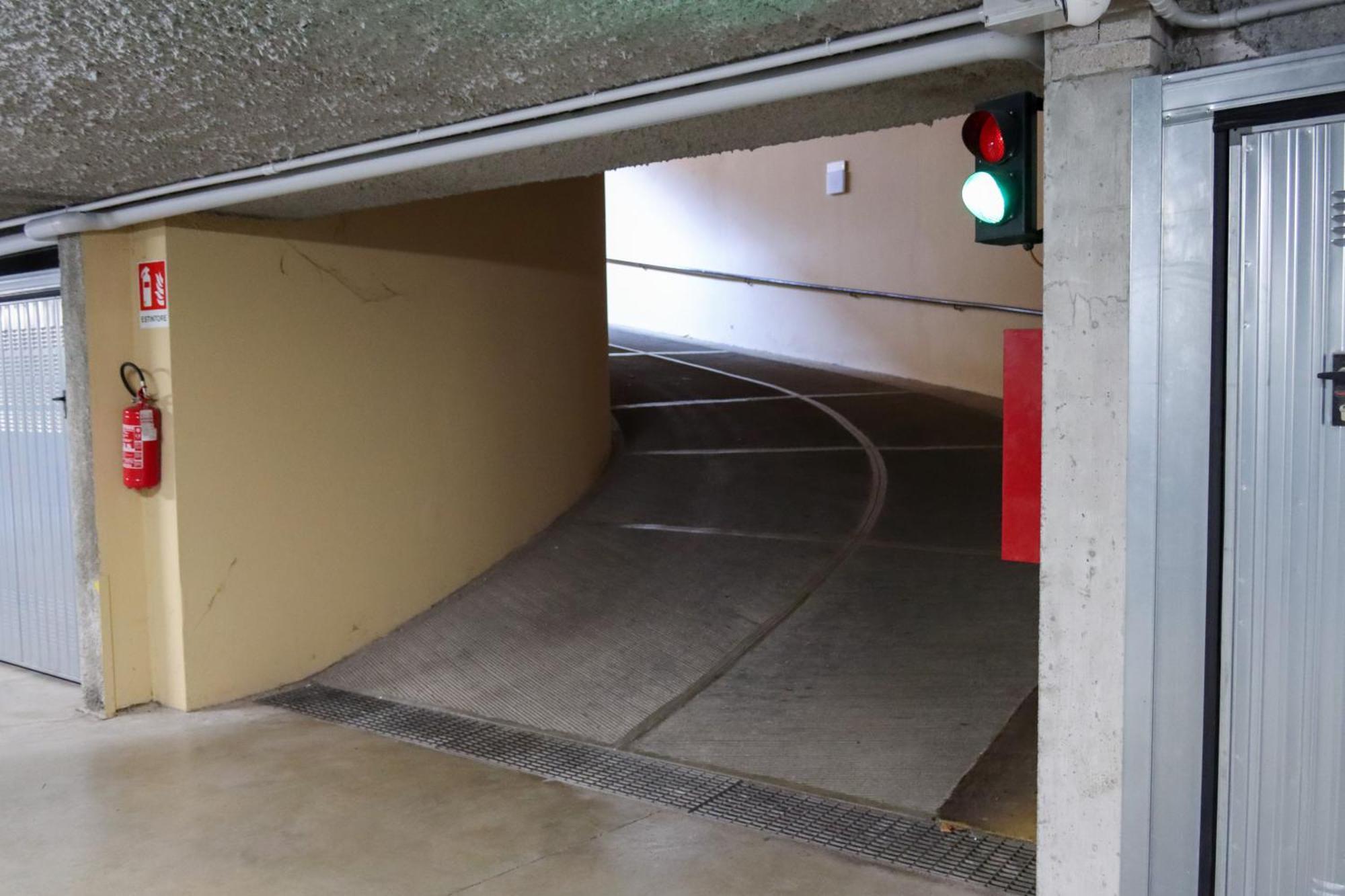 Casa Ardo Wifi & Free Parking In Lecco Center Apartment Exterior photo